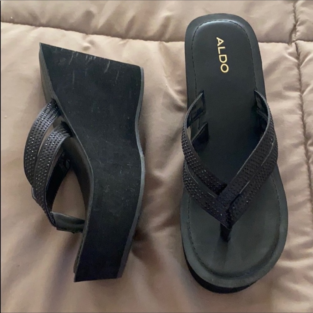 ALDO NWOT SANDAL WEDGE PLATFORM SHOE